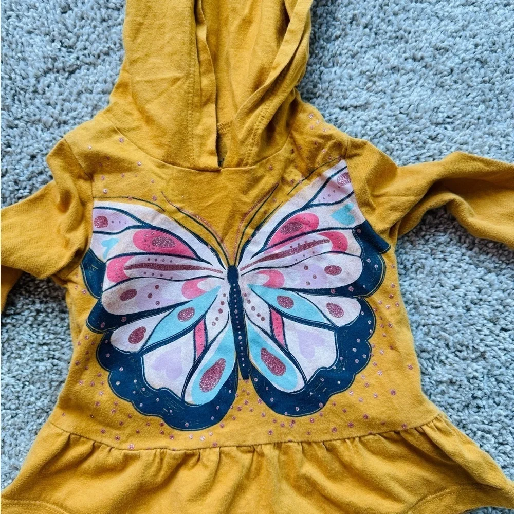 Carters baby girls butterfly outfit 2 piece set pants and shirt size 12 months